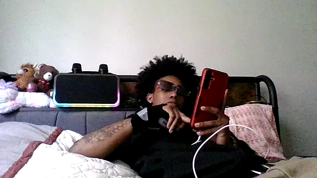 Snapshot of dezzidavill chatting on 20, 3, 2026 dezzidavill online show from 20, 3, 2026