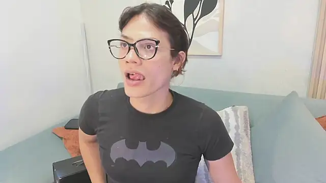 KassMonroe online show from 5, 5, 2026