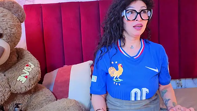 CHIARAJJONES online show from 14, 7, 2026