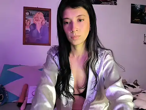 Adeline444 online show from 18, 10, 2025