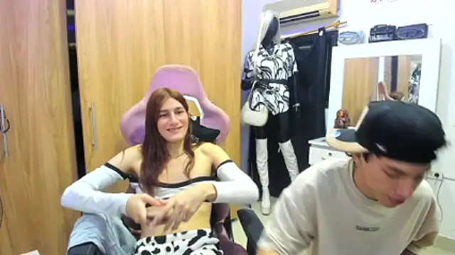 Pride couple online show from 29, 6, 2026