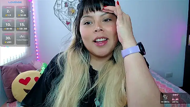 EllieMoonX online show from 29, 4, 2026