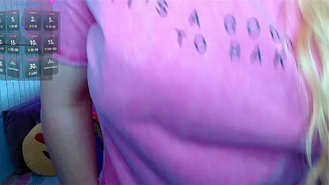 EllieMoonX online show from 30, 4, 2026