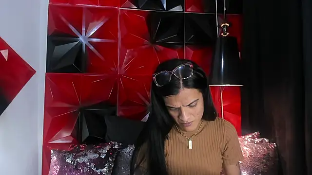 ZAMMIRA online show from 13, 2, 2026