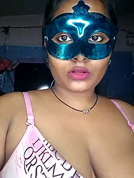 Sweet-Maddlina online show from 20, 7, 2026