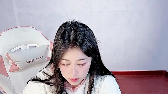 Snapshot of -chenchen chatting on 23, 10, 2025 -chenchen online show from 23, 10, 2025