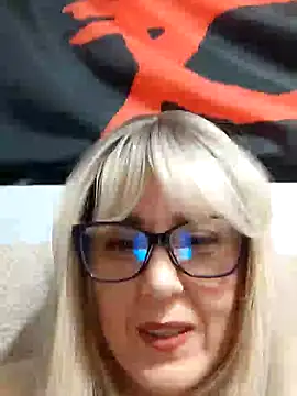Amelialove42 online show from 16, 12, 2025