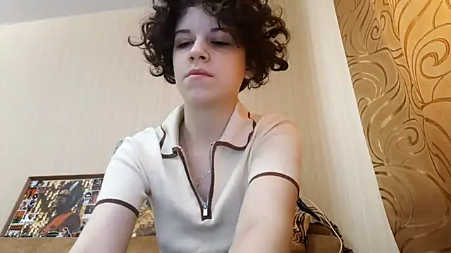 JesseniaHanney online show from 22, 10, 2025