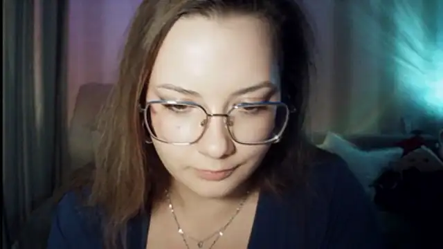 MoodieMira online show from 24, 4, 2026