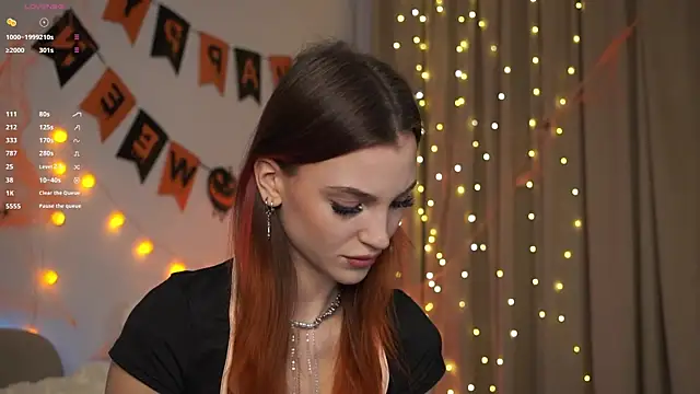 Snapshot of beckymadsons chatting on 3, 11, 2025 beckymadsons online show from 3, 11, 2025