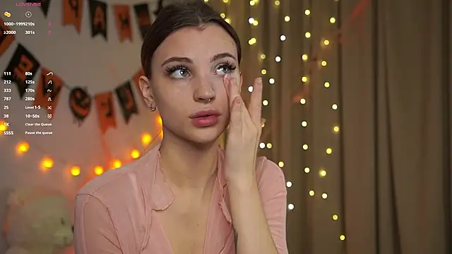 Snapshot of beckymadsons chatting on 9, 11, 2025 beckymadsons online show from 9, 11, 2025