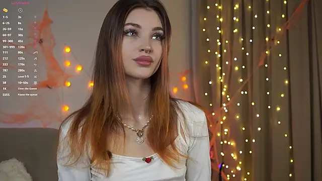 Snapshot of beckymadsons chatting on 24, 11, 2025 beckymadsons online show from 24, 11, 2025