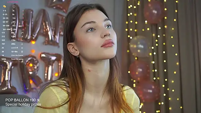 Snapshot of beckymadsons chatting on 15, 12, 2025 beckymadsons online show from 15, 12, 2025