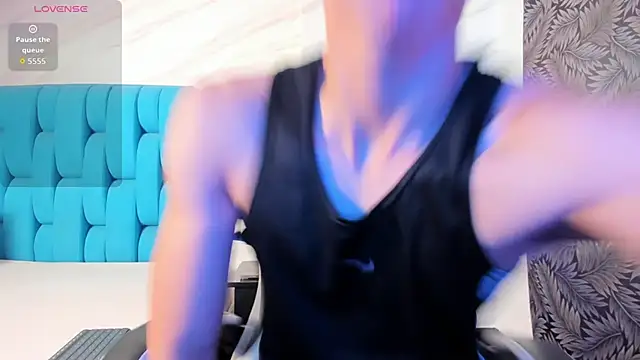 Tyler  Colt online show from 23, 10, 2025