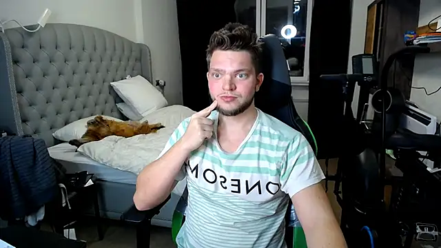 Snapshot of sugar_baby_twunk chatting on 17, 10, 2025 sugar baby twunk online show from 17, 10, 2025