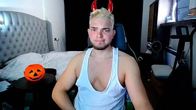 Snapshot of sugar_baby_twunk chatting on 29, 10, 2025 sugar baby twunk online show from 29, 10, 2025