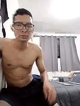 Snapshot of JonaTorres chatting on 26, 10, 2025 JonaTorres online show from 26, 10, 2025