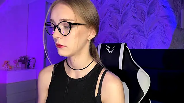 EvaPeace online show from 7, 11, 2025