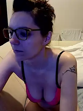 Snapshot of labellerose chatting on 11, 1, 2026 labellerose online show from 11, 1, 2026