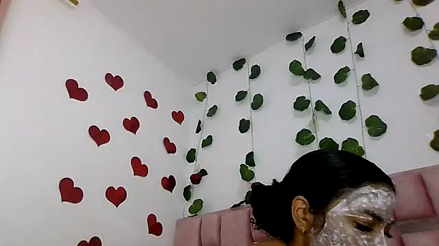 abby moss 2 online show from 3, 3, 2026