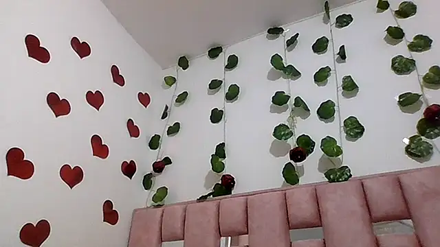 abby moss 2 online show from 4, 3, 2026