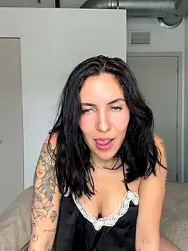 Snapshot of Lolathebaddie chatting on 13, 10, 2025 Lolathebaddie online show from 13, 10, 2025