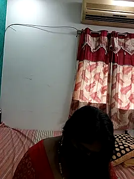 Snapshot of tamil-aunt chatting on 17, 10, 2025 tamil-aunt online show from 17, 10, 2025