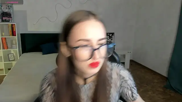 Snapshot of Sony_may chatting on 16, 10, 2025 Sony may online show from 16, 10, 2025