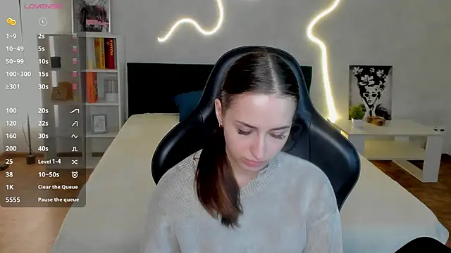 Snapshot of Sony_may chatting on 23, 10, 2025 Sony may online show from 23, 10, 2025