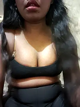 Snapshot of Lovely_Payal chatting on 24, 10, 2025 Lovely Payal online show from 24, 10, 2025