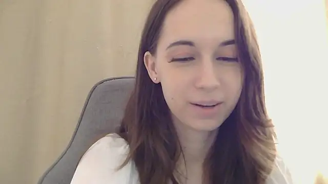 VeraLush online show from 6, 3, 2026