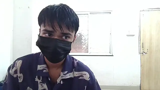 lil-twink19 online show from 24, 11, 2025