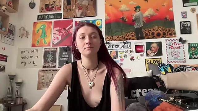 PauliinaBlue online show from 15, 10, 2025