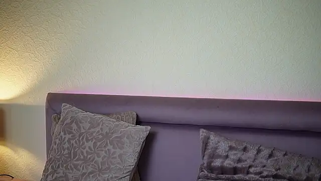 JoelleApril online show from 14, 7, 2026
