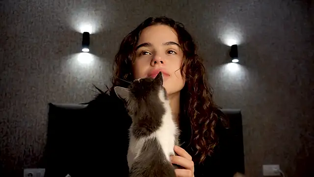 milykitty online show from 25, 10, 2025