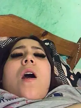 Snapshot of lulu20_ chatting on 12, 10, 2025 lulu20 online show from 12, 10, 2025