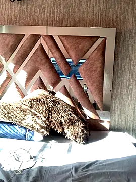 Snapshot of LunaMoore_Pink chatting on 7, 11, 2025 LunaMoore Pink online show from 7, 11, 2025