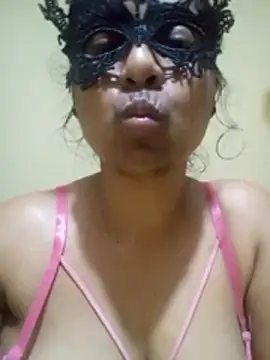 Snapshot of Expose_Queen chatting on 14, 1, 2026 Expose Queen online show from 14, 1, 2026