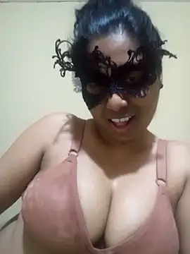 Snapshot of Expose_Queen chatting on 6, 2, 2026 Expose Queen online show from 6, 2, 2026