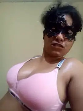 Snapshot of Expose_Queen chatting on 18, 3, 2026 Expose Queen online show from 18, 3, 2026