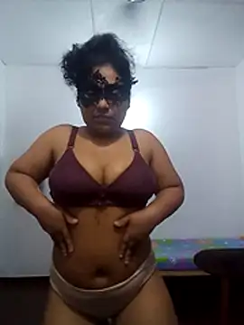 Expose Queen online show from 21, 6, 2026