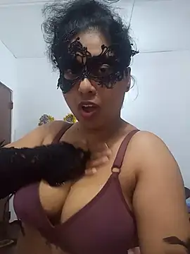 Expose Queen online show from 21, 7, 2026