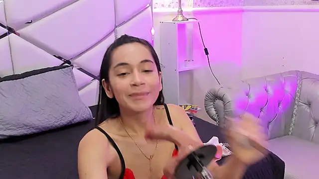 GabbiePrice online show from 19, 7, 2026