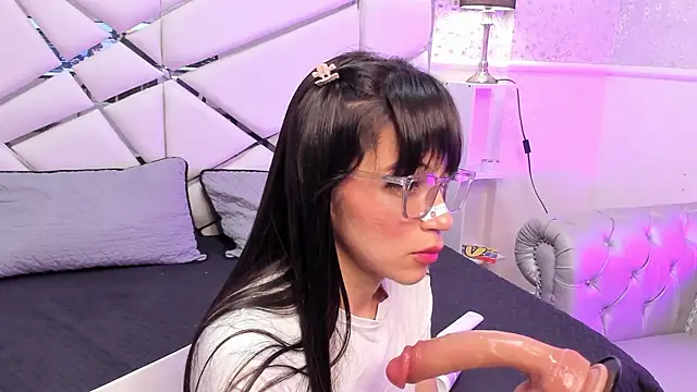 GabbiePrice online show from 5, 8, 2026