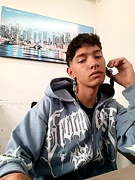 heyy noah11 online show from 7, 5, 2026
