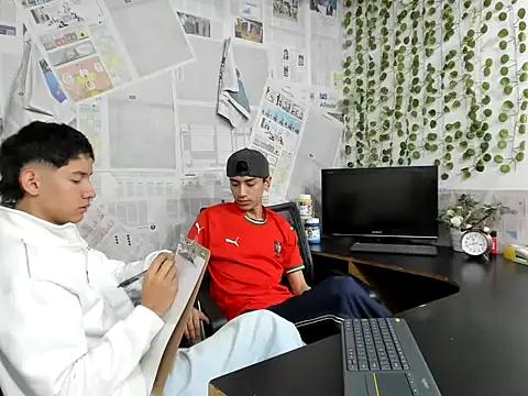 Snapshot of heyy_noah11 chatting on 19, 6, 2026 heyy noah11 online show from 19, 6, 2026