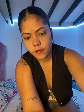 Snapshot of Cataleya_Moretti chatting on 13, 10, 2025 Cataleya Moretti online show from 13, 10, 2025