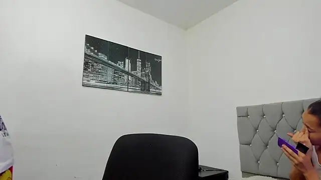 Snapshot of Sofi_And_Santy chatting on 18, 1, 2026 Sofi And Santy online show from 18, 1, 2026