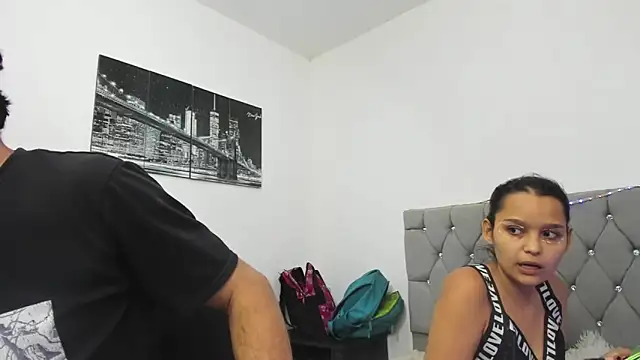 Snapshot of Sofi_And_Santy chatting on 1, 2, 2026 Sofi And Santy online show from 1, 2, 2026