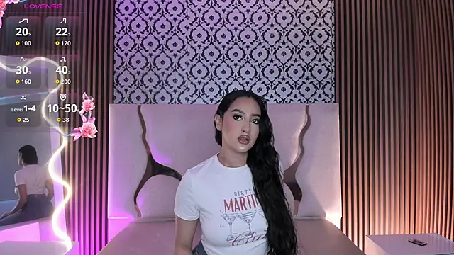 Snapshot of BEELLA_TAY1 chatting on 18, 12, 2025 BEELLA TAY1 online show from 18, 12, 2025